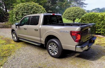 2025 Ford F-150 XLT 4WD SuperCrew
